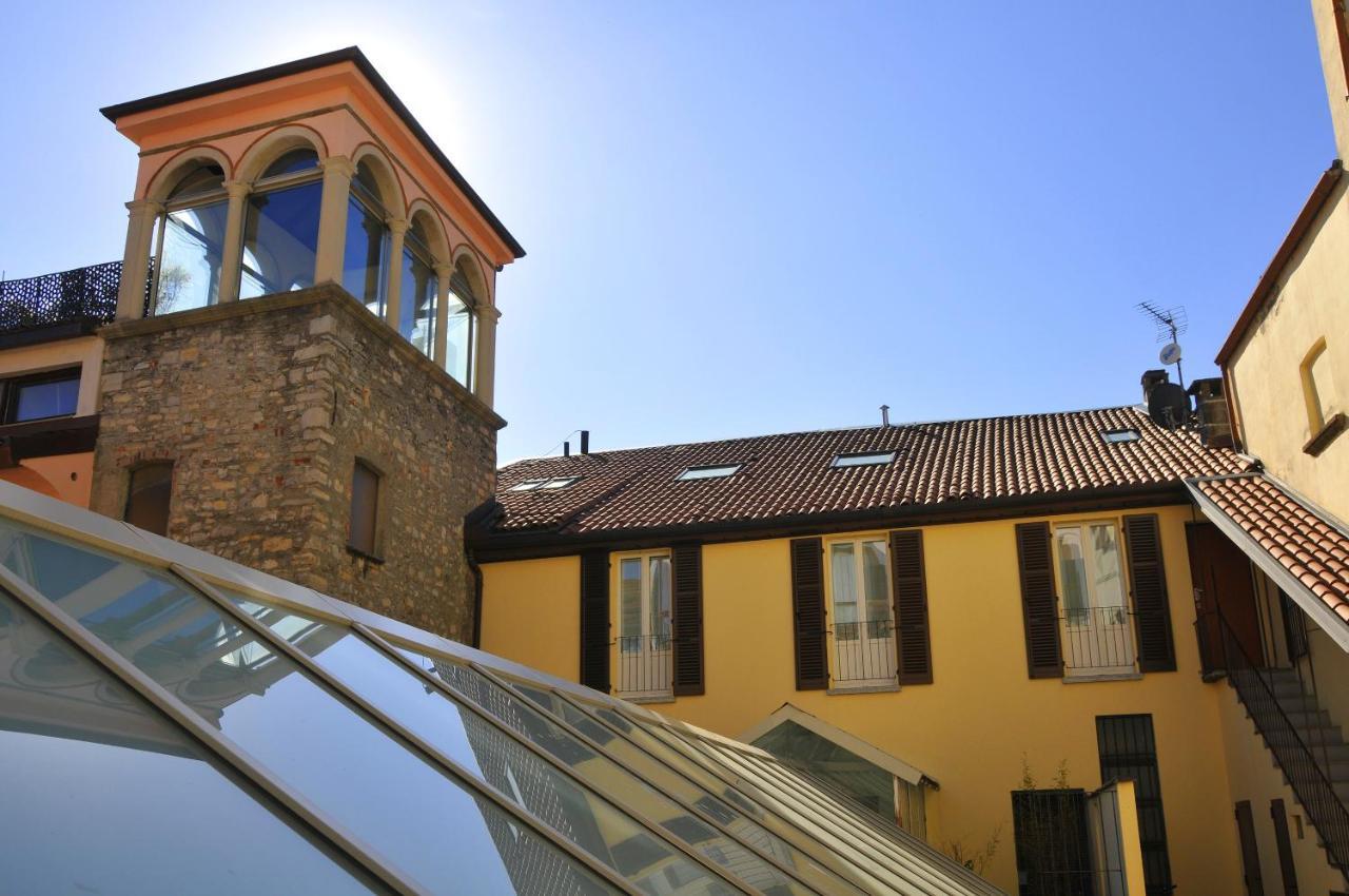 Appartamento Rossini By Holiday Solutions Como Exterior photo